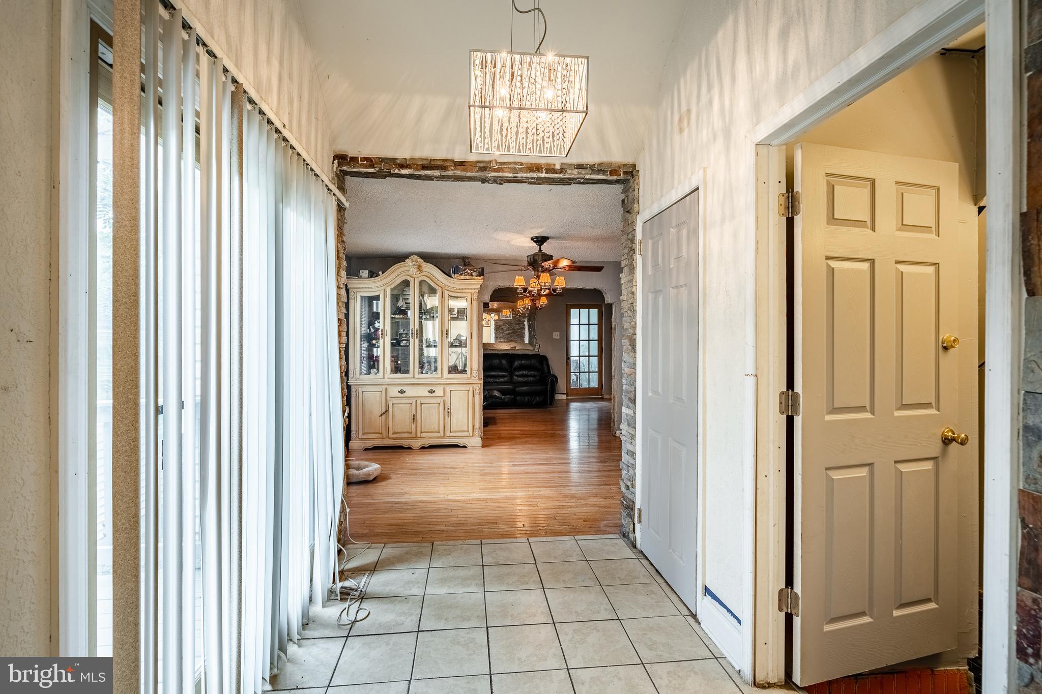 623 Greenhill Road Sharon Hill, PA 19079 - Photo 13 of 42 Gallery Image 13