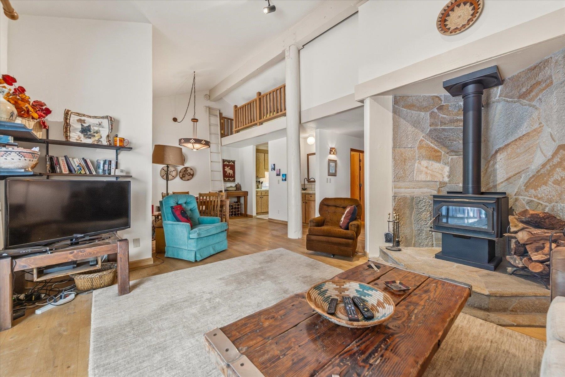 15480 Donner Pass Road, Unit 20 Truckee, CA 96161 - Photo 11 of 28 Gallery Image 11