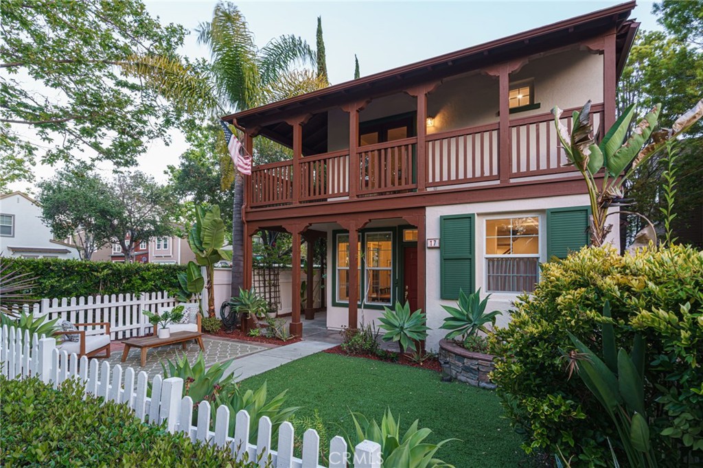 17 Oatfield Farm Ladera Ranch, CA 92694 - Photo 2 of 57 A stunning three-level Spanish Montery home in the heart of Ladera's premier Surrey Ranch Community. Situated on a corner lot at the end of a cul-d-sac over looking one of the many "pocket parks' in the commmunity