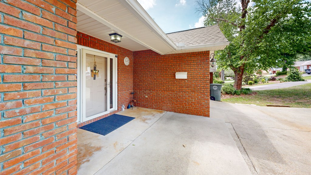 134 Windover Way Enterprise, AL 36330 - Photo 2 of 33