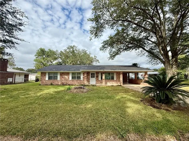 $114,900 | 1402 North Park Street, Jonesville, LA 71343