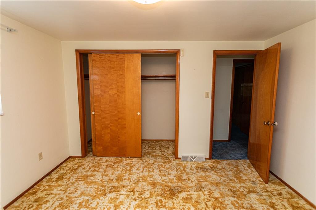 673 Vanderbilt Road Connellsville, PA 15425 - Photo 19 of 28 a view of an empty room
