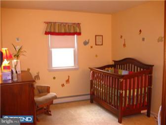 1525 Chestnut Hill Road Pottstown, PA 19465 - Photo 5 of 9 Bedroom 2