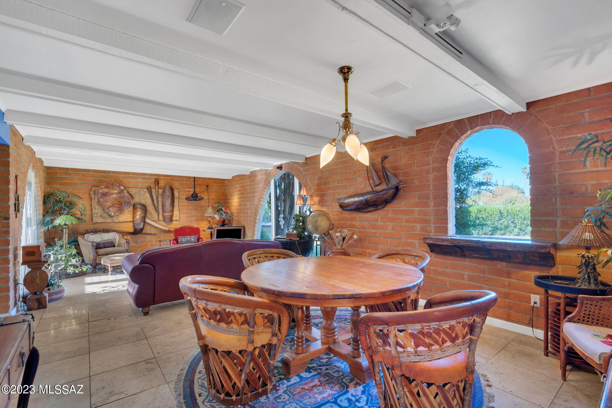 636 West Roller Coaster Road Tucson, AZ 85704 - Photo 7 of 41