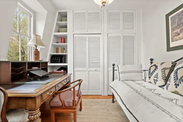 $1,750,000 | 47 Hollow Tree Ridge Road, Darien, CT 06820