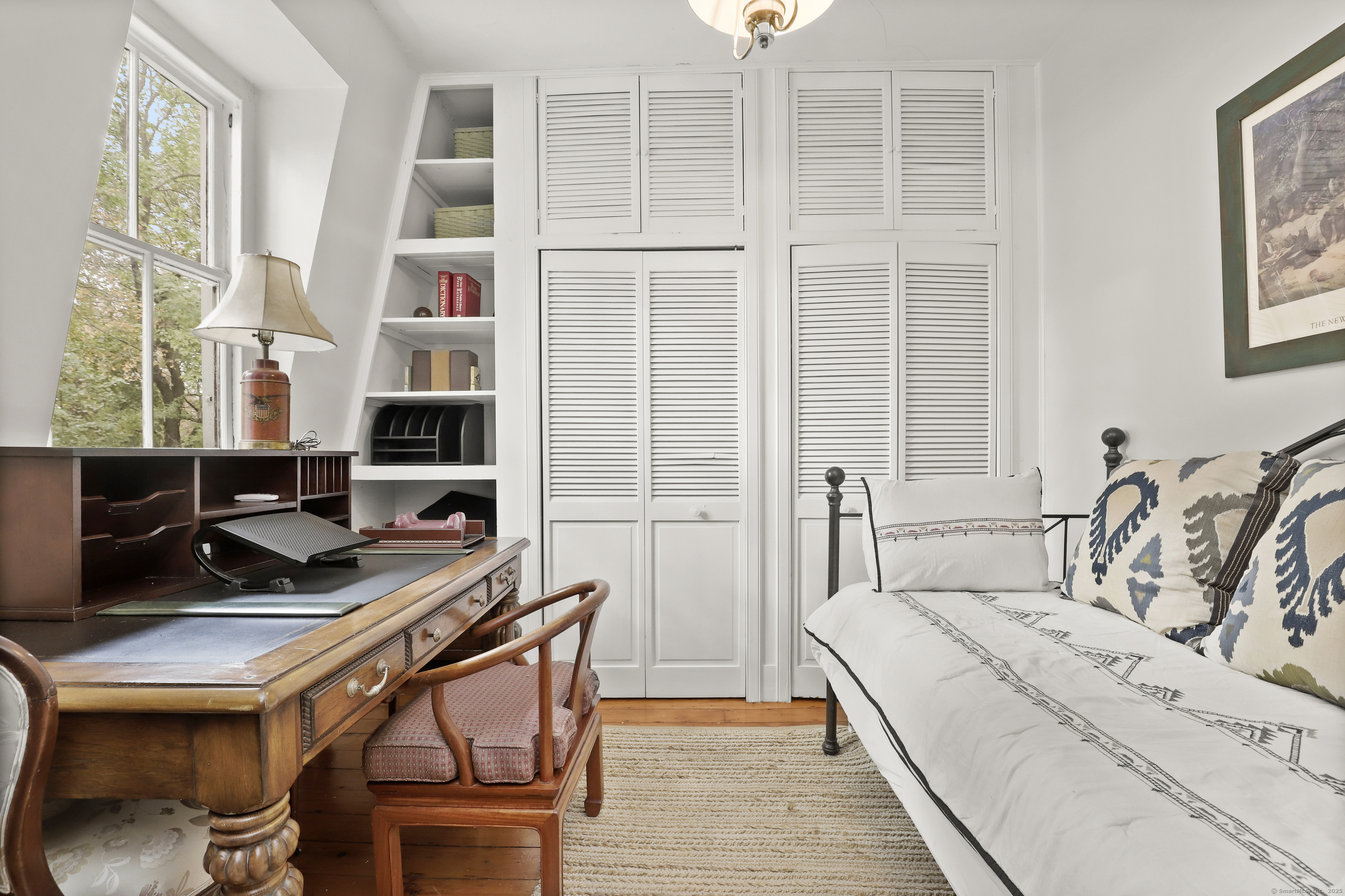 47 Hollow Tree Ridge Road Darien, CT 06820 - Photo 17 of 40