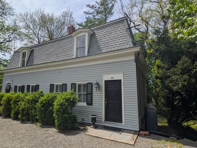 $1,750,000 | 47 Hollow Tree Ridge Road, Darien, CT 06820