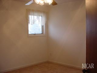 5840 West Dunbar Road Monroe, MI 48161 - Photo 5 of 14 928651-4.JPG