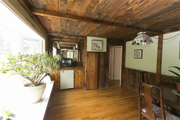 56 Gail Ann Road Billerica, MA 01821 - Photo 10 of 18