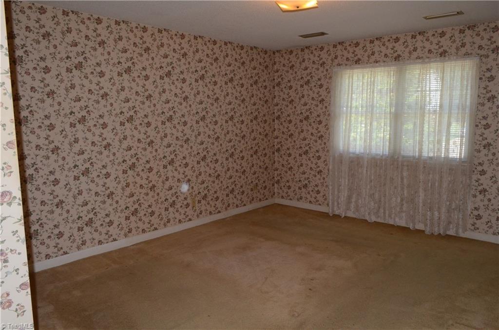 410 Traceway Road High Point, NC 27265 - Photo 11 of 27 Main Bedroom