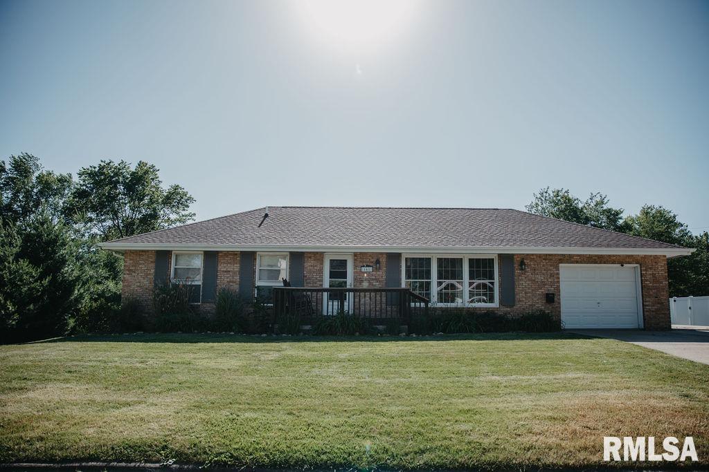 161 Penny Lane Macomb, IL 61455 - Photo 1 of 30