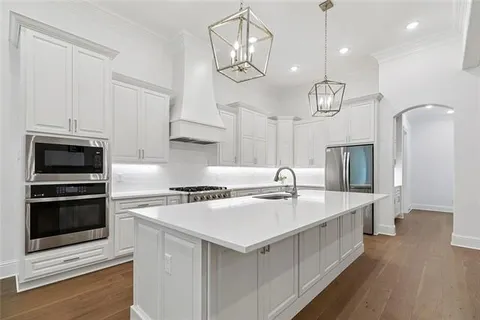 $849,000 | 588 North Corniche Du Lac, Covington, LA 70433