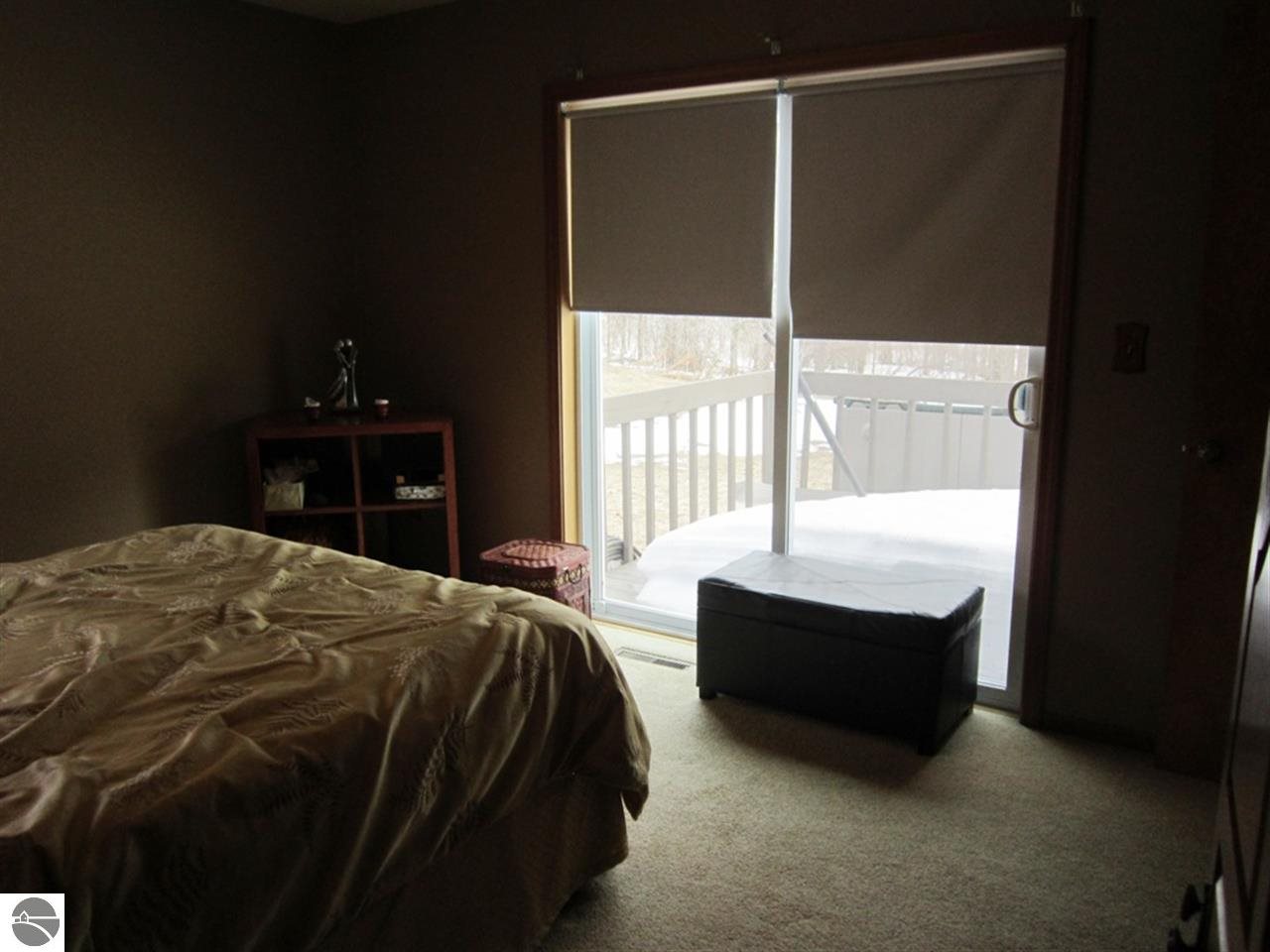 4210 Summerhill Road Traverse City, MI 49684 - Photo 11 of 20 1782045-10.JPG