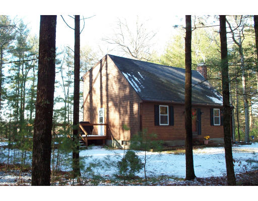 34 Fosdick Road Carver, MA 02330 - Photo 3 of 5 Gallery Image 3