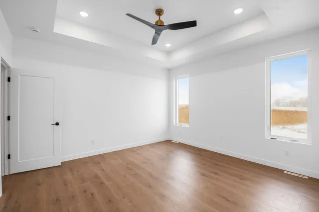 $799,900 | 308 Kerrigan Drive, Wrightstown, WI 54180