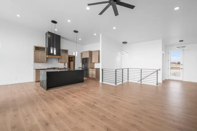 $799,900 | 308 Kerrigan Drive, Wrightstown, WI 54180