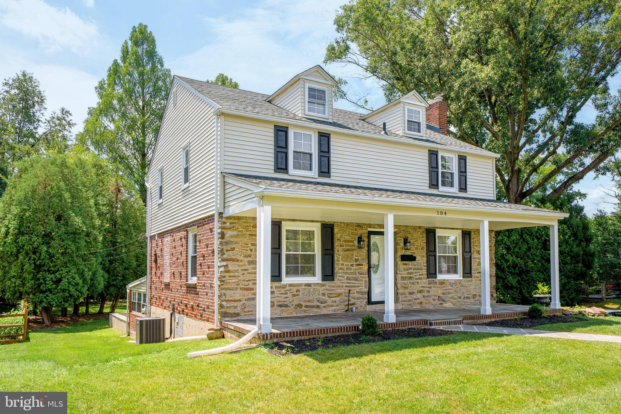 104 Atwood Road Flourtown, PA 19031 - Photo 2 of 34 Gallery Image 2
