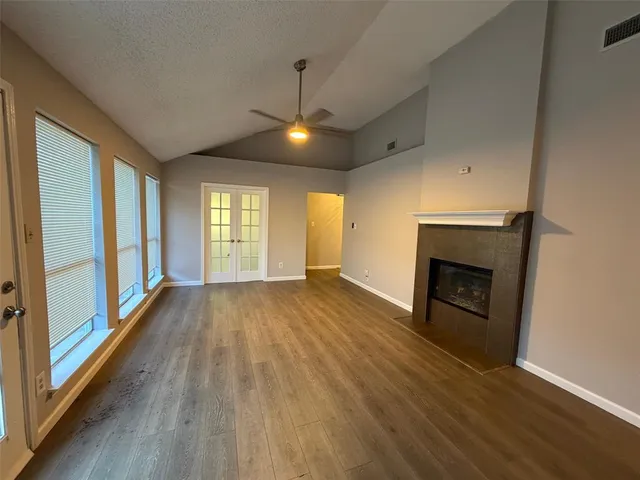 $1,995 | 1208 Brookvalley Drive, Arlington, TX 76018