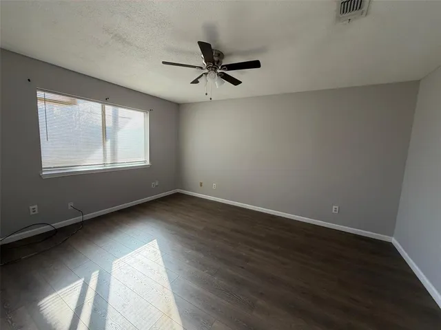 $1,995 | 1208 Brookvalley Drive, Arlington, TX 76018