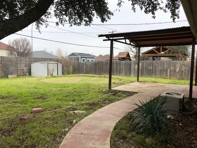 $1,995 | 1208 Brookvalley Drive, Arlington, TX 76018