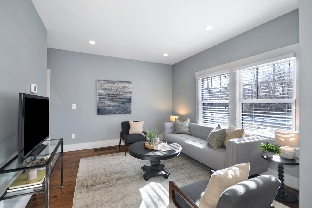 130 Renfrew Street Arlington, MA 02476 - Photo 12 of 42