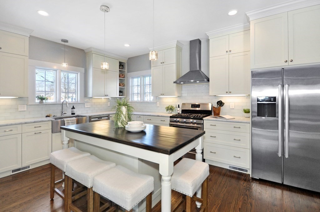 130 Renfrew Street Arlington, MA 02476 - Photo 18 of 42