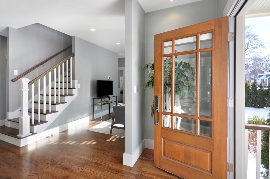 130 Renfrew Street Arlington, MA 02476 - Photo 4 of 42