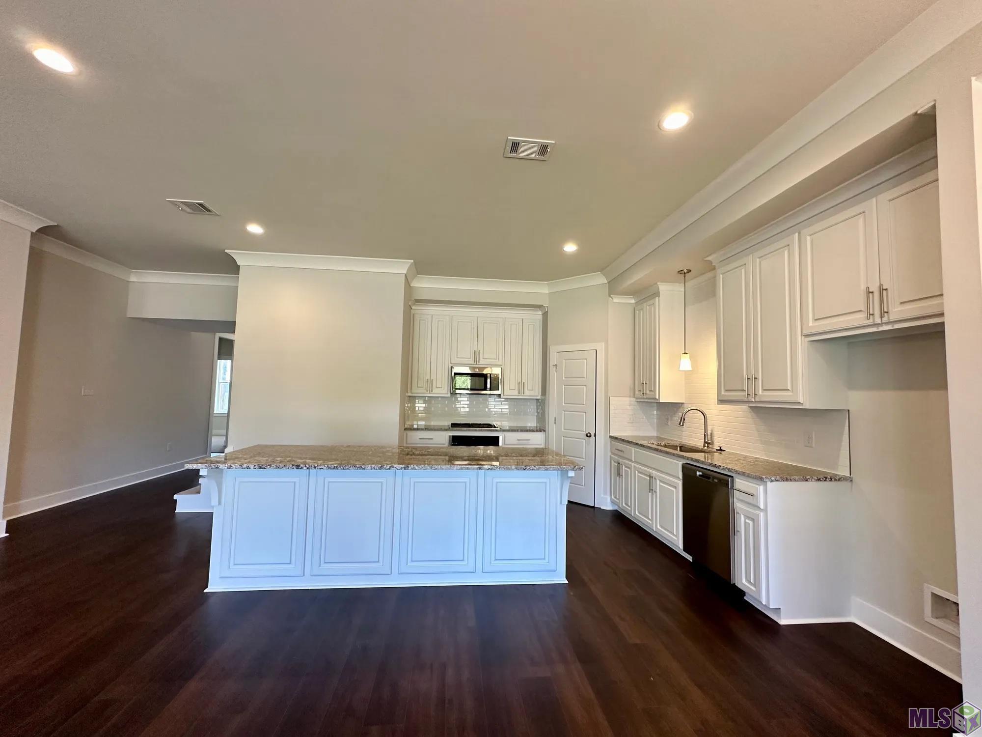 1510 Bowstring Drive Baton Rouge, LA 70820 - Photo 2 of 13 Gallery Image 2