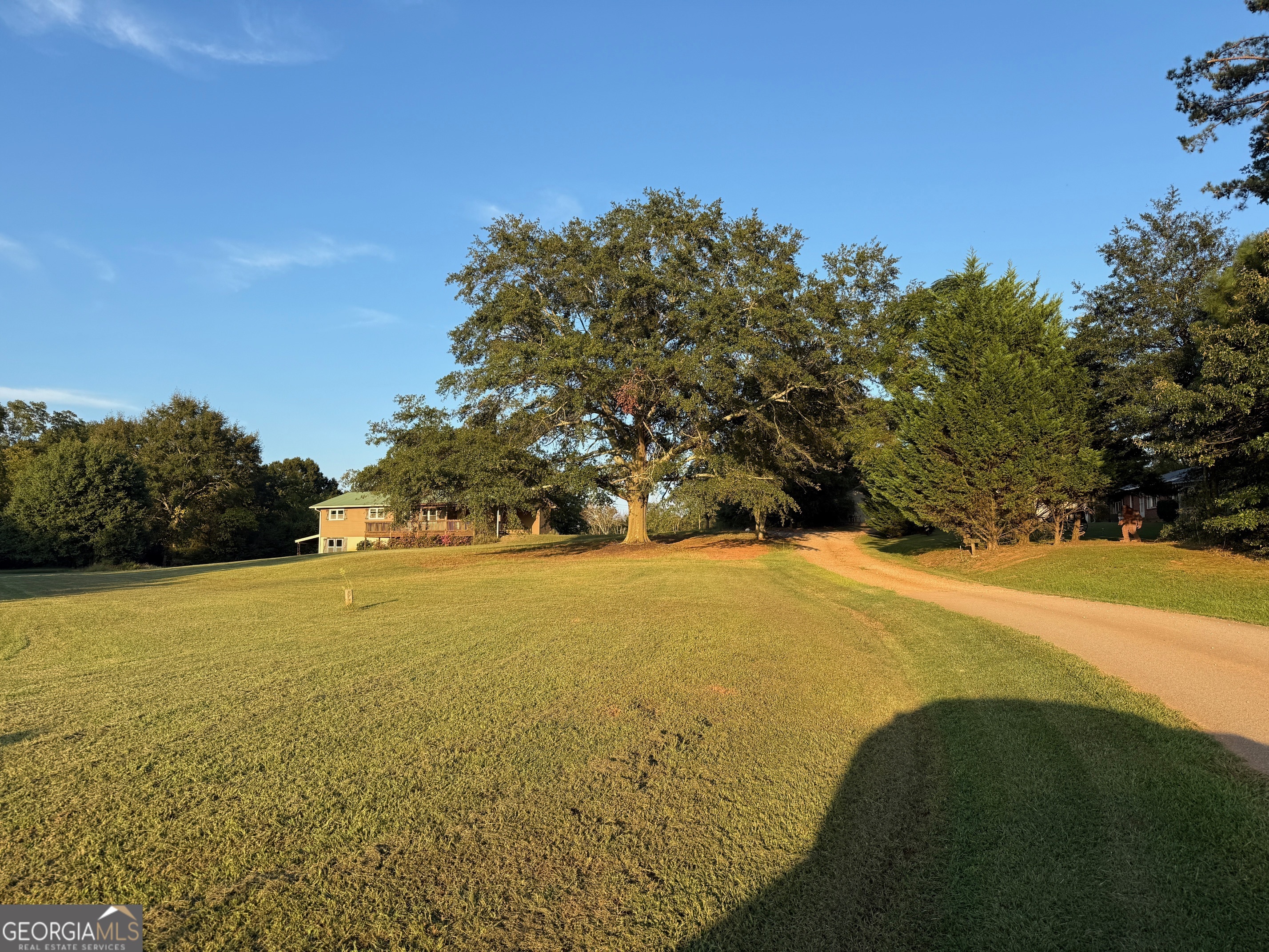 2355 Price Road Martin, GA 30557 - Photo 7 of 18 a view of an ocean view