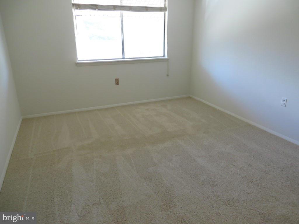 18620 Walkers Choice Road, Unit 5 Gaithersburg, MD 20886 - Photo 17 of 27 Bedroom (Master)