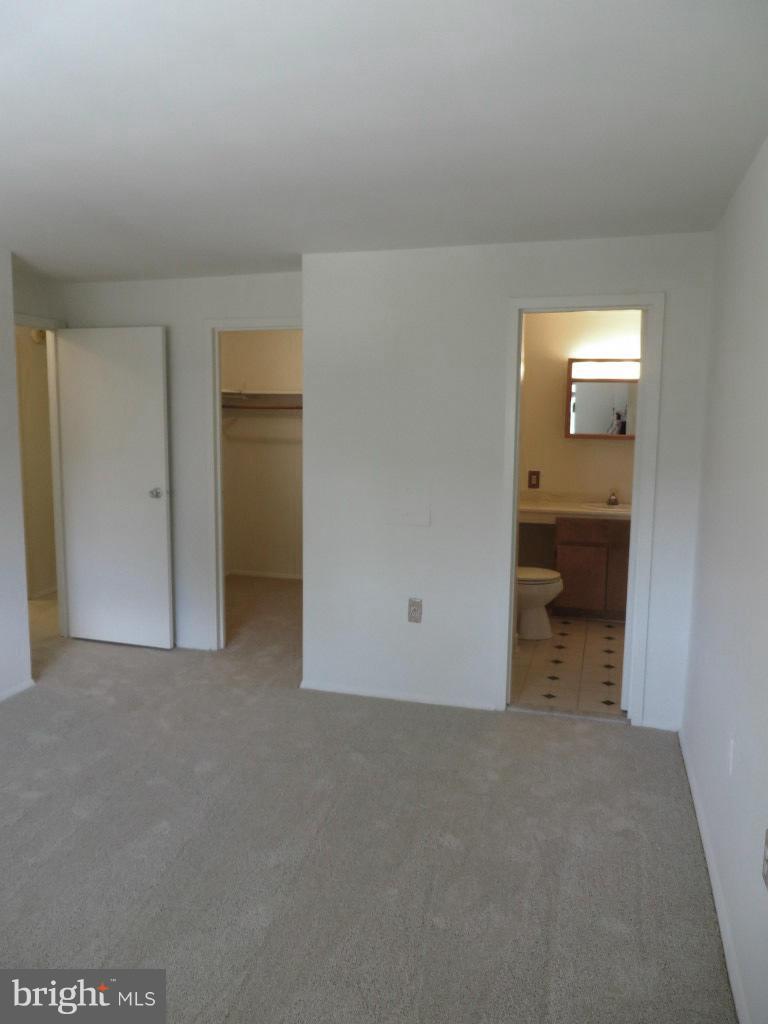 18620 Walkers Choice Road, Unit 5 Gaithersburg, MD 20886 - Photo 20 of 27 Bedroom (Master)