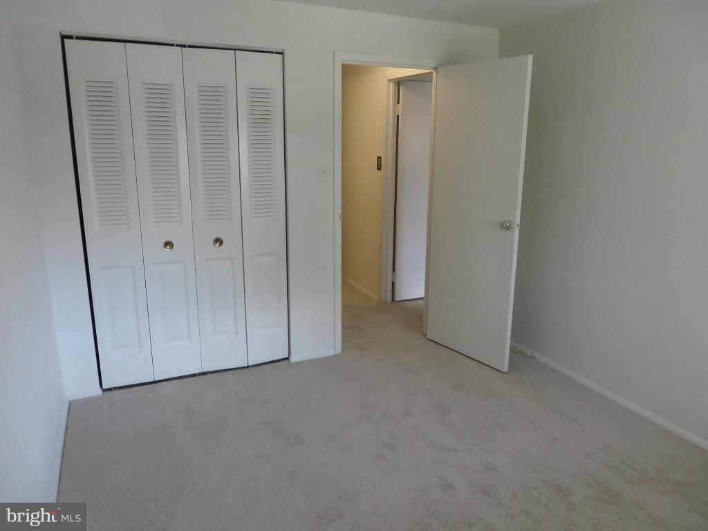 18620 Walkers Choice Road, Unit 5 Gaithersburg, MD 20886 - Photo 22 of 27 Bedroom