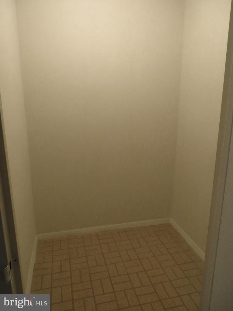18620 Walkers Choice Road, Unit 5 Gaithersburg, MD 20886 - Photo 25 of 27 Interior (General)
