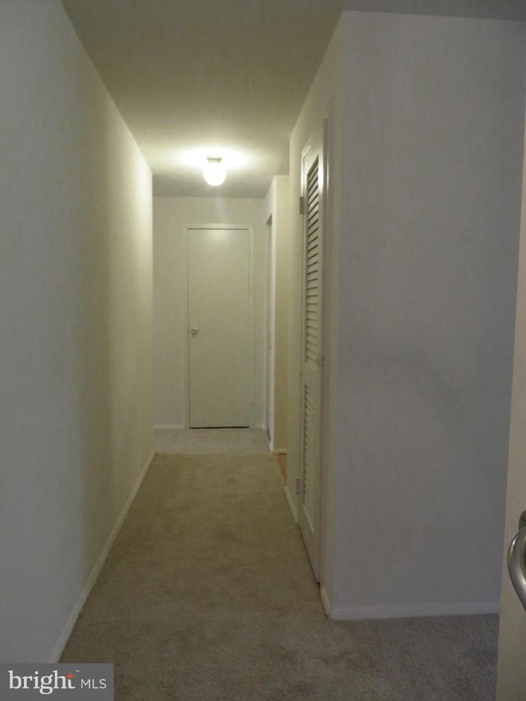 18620 Walkers Choice Road, Unit 5 Gaithersburg, MD 20886 - Photo 7 of 27 Interior (General)