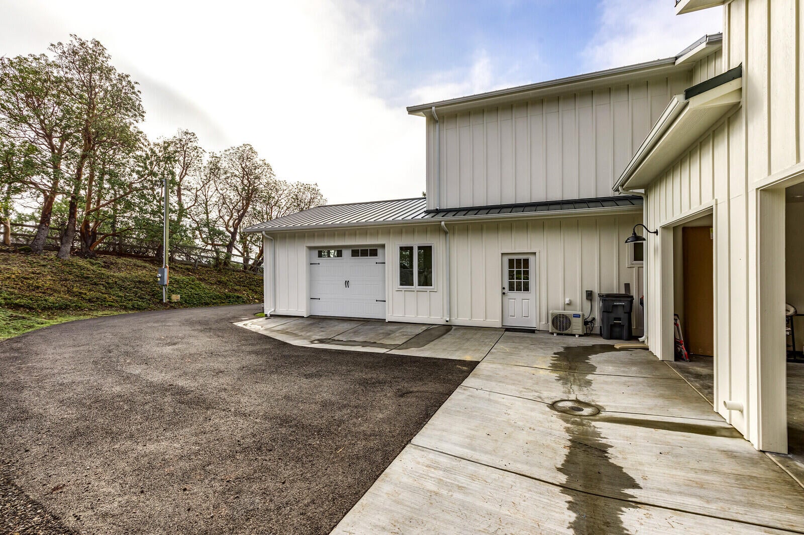 6185 Hillcrest Road Medford, OR 97504 - Photo 7 of 51 92_HR_92_mls