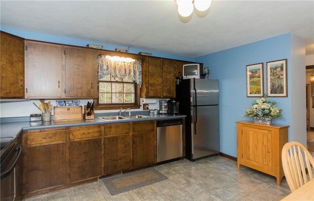 83 Long Swamp Road Berwick, ME 03901 - Photo 6 of 20 Wonderful Stainless steel appliances.