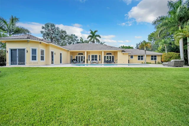 $4,700,000 | 14211 Southwest 63rd Street, Southwest Ranches, FL 33330