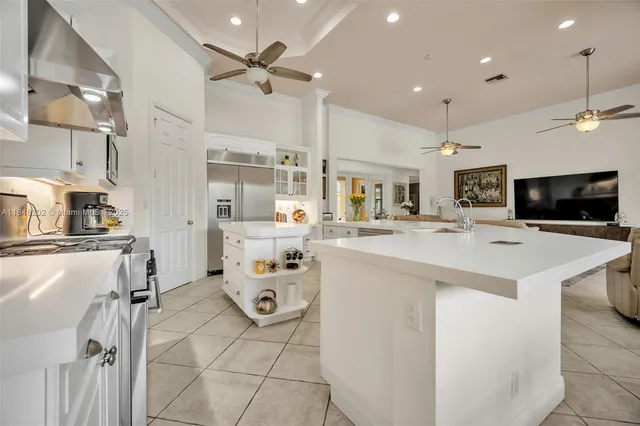 $4,700,000 | 14211 Southwest 63rd Street, Southwest Ranches, FL 33330