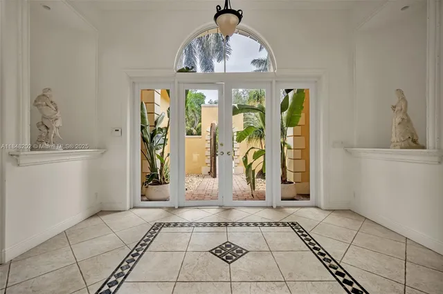 $4,700,000 | 14211 Southwest 63rd Street, Southwest Ranches, FL 33330