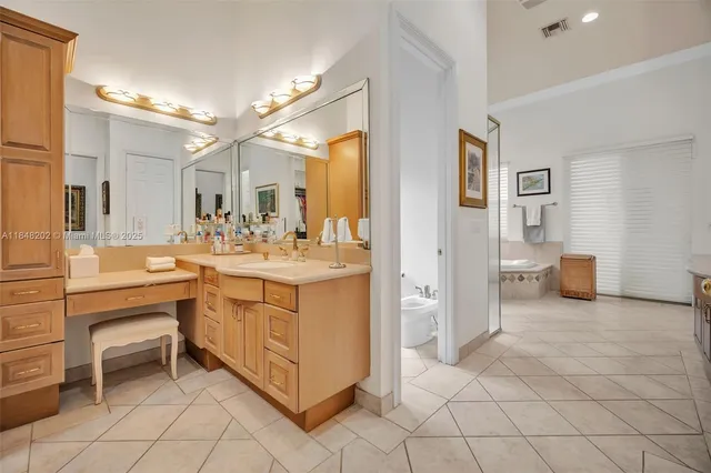 $4,700,000 | 14211 Southwest 63rd Street, Southwest Ranches, FL 33330