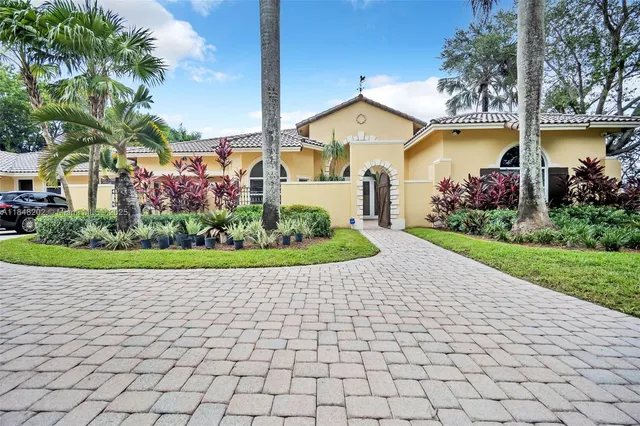 $4,700,000 | 14211 Southwest 63rd Street, Southwest Ranches, FL 33330