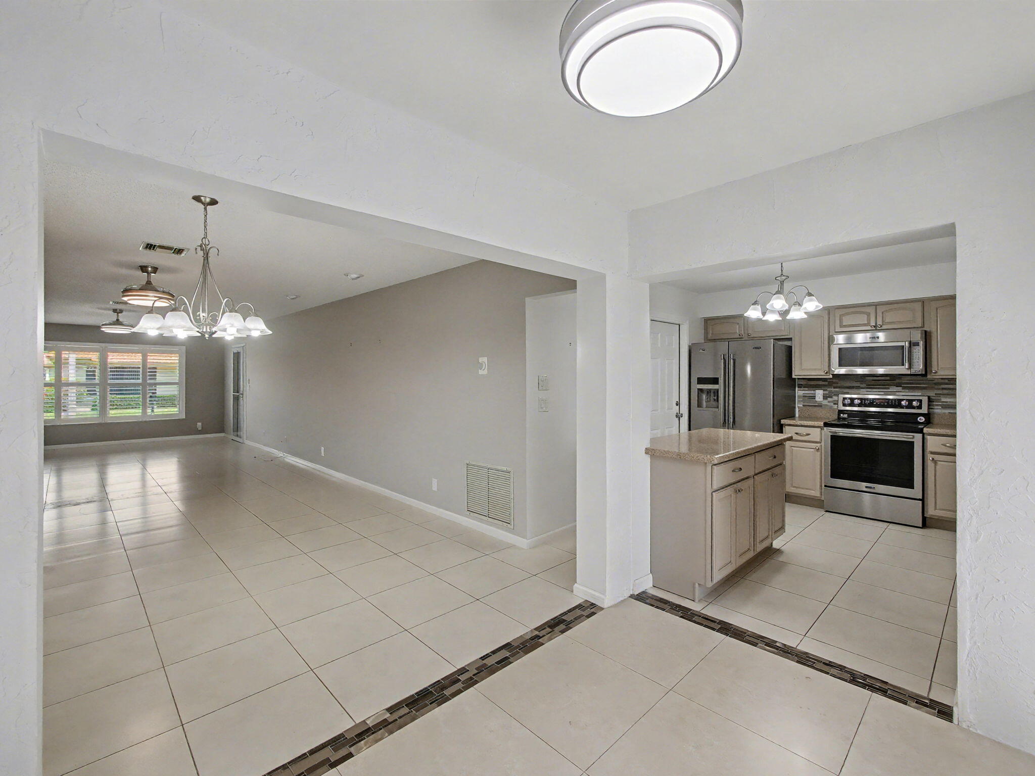 4500 Ficus Tree Road Boynton Beach, FL 33436 - Photo 14 of 26 8-web-or-mls-004