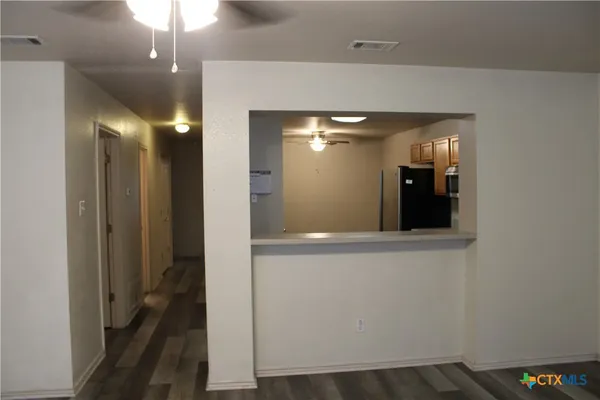 $1,100 | 415 East 4th Avenue, Belton, TX 76513