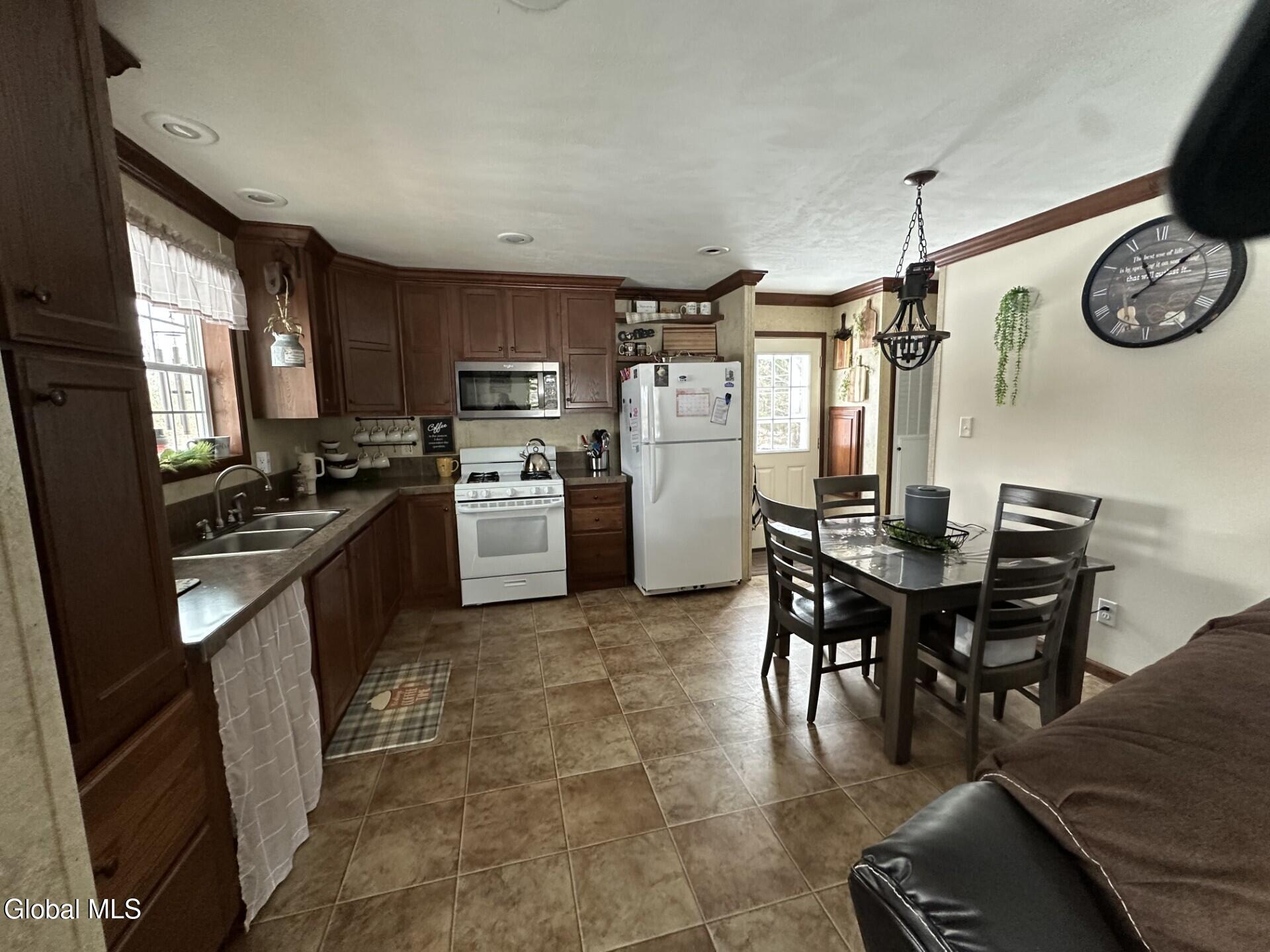 507 Oldick Road Fort Plain, NY 13339 - Photo 6 of 20 1574b3da-e07e-45dc-9f71-4e9d1d27c21c