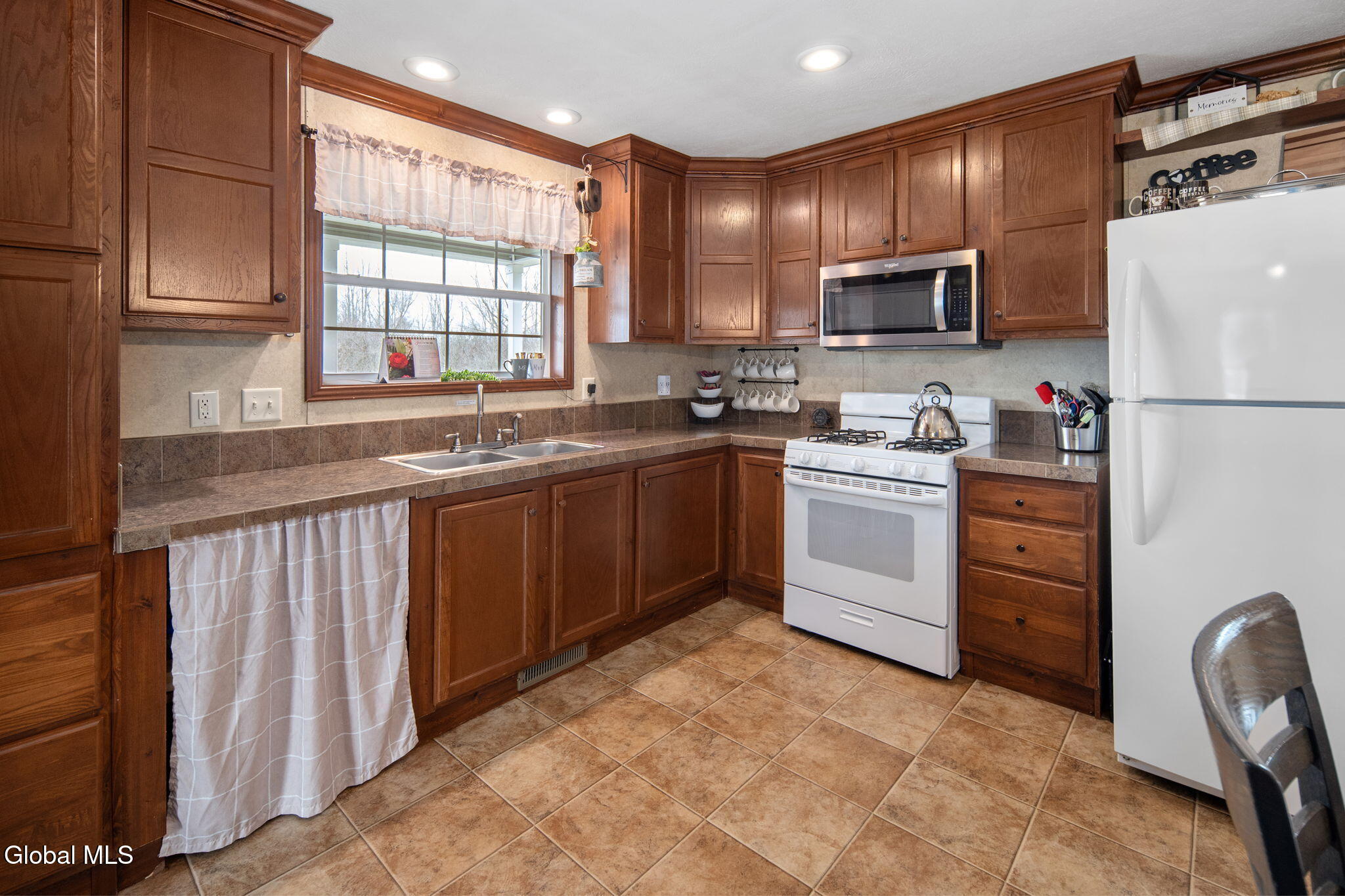 507 Oldick Road Fort Plain, NY 13339 - Photo 9 of 36 11-507OldickRd_11