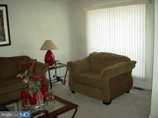 140 Crossing Way Lindenwold, NJ 08021 - Photo 3 of 6 Gallery Image 3