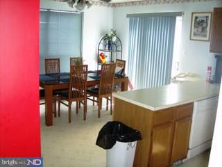 140 Crossing Way Lindenwold, NJ 08021 - Photo 4 of 6 Gallery Image 4