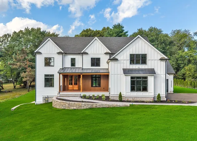 $2,715,000 | 23 Everett Street, Natick, MA 01760
