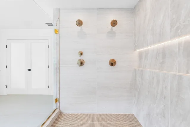 $2,715,000 | 23 Everett Street, Natick, MA 01760