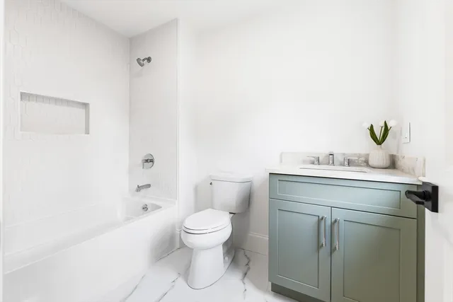 $2,715,000 | 23 Everett Street, Natick, MA 01760